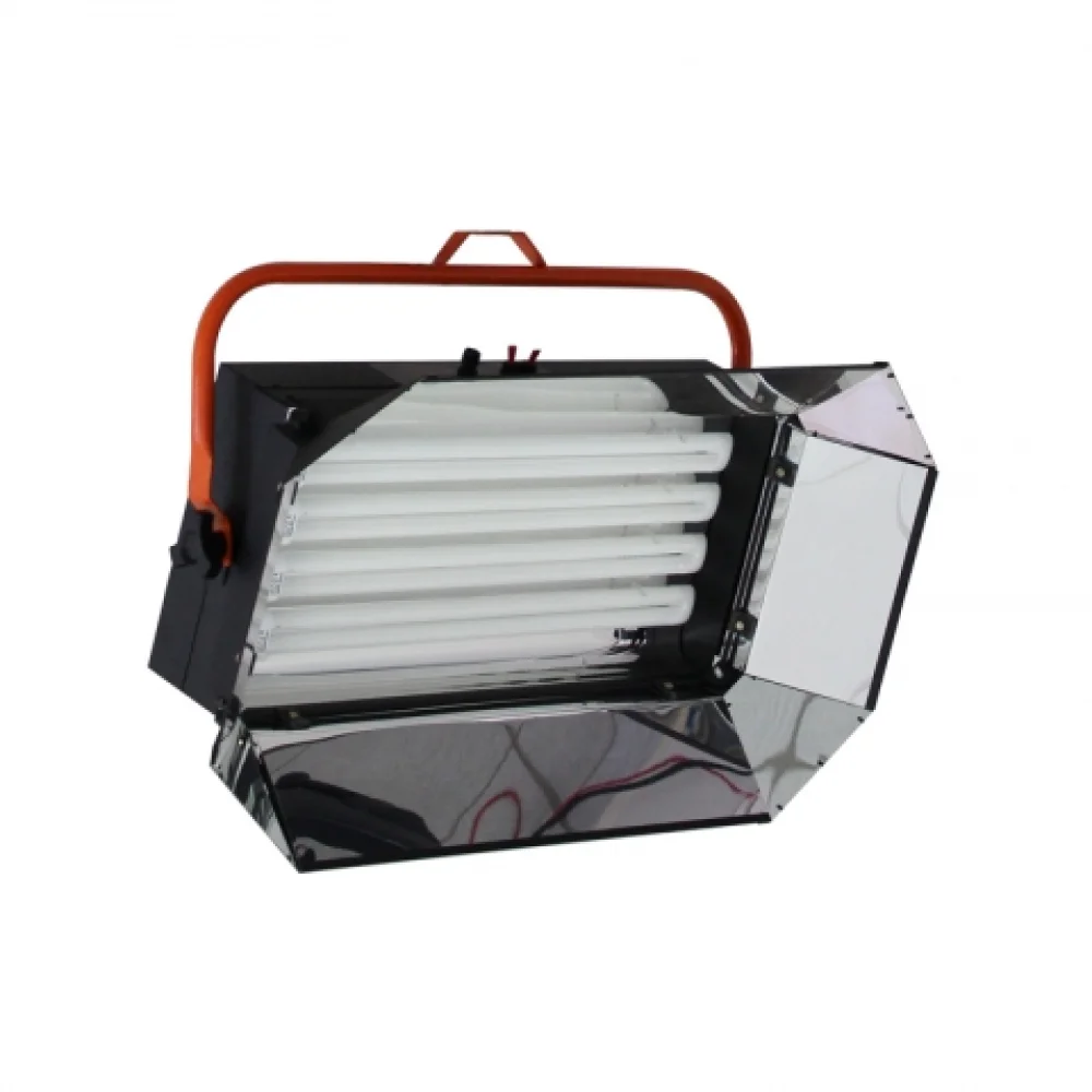 Refletor Luz Fria 4 lâmpadas e 8 bandeiras - Project Telecom